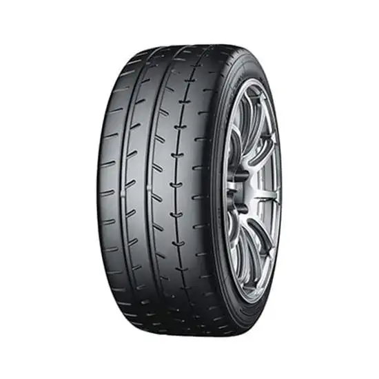 Pneu YOKOHAMA 245-40R17 ADVAN A052