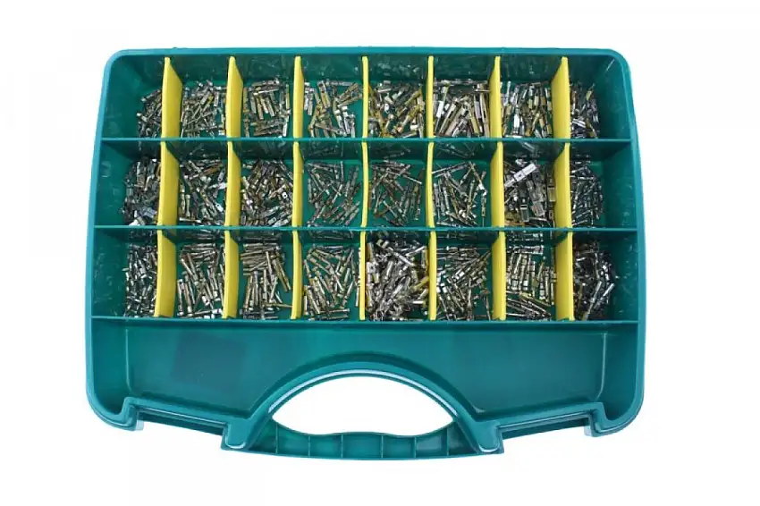 ASSORTIMENT DE COSSES NON ISOLéES 570 PIèCES
