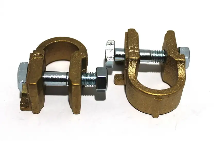 SET DE COSSES DE BATTERIE FORD POUR UNE CONNEXION FIABLE