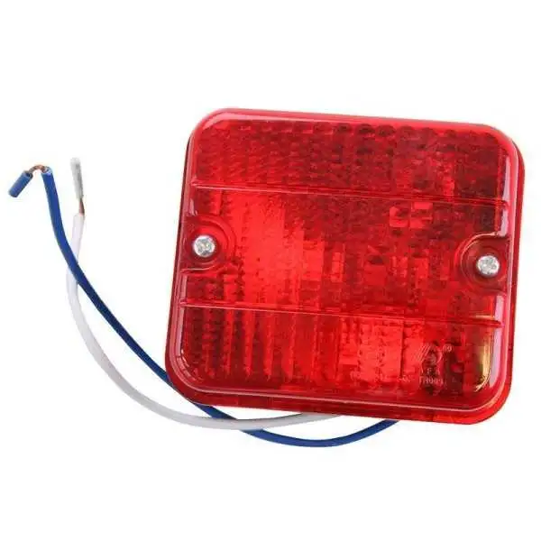 Feu anti-brouillard arrière 75x85mm
