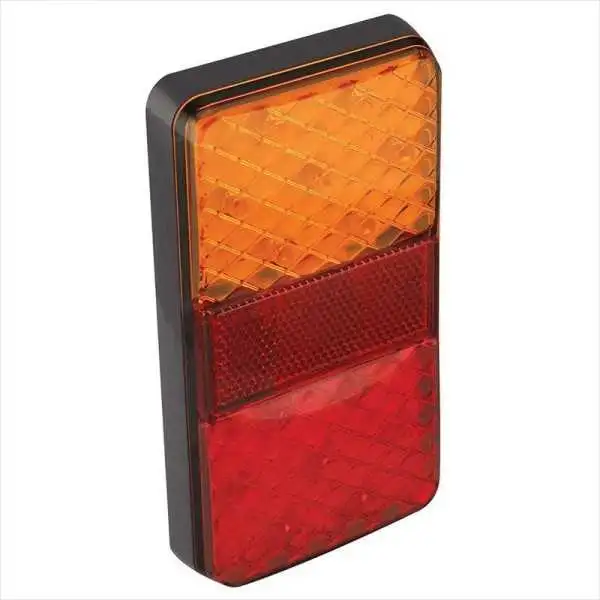 Feu arrière 12 24V 4 fonctions 80x150mm LED