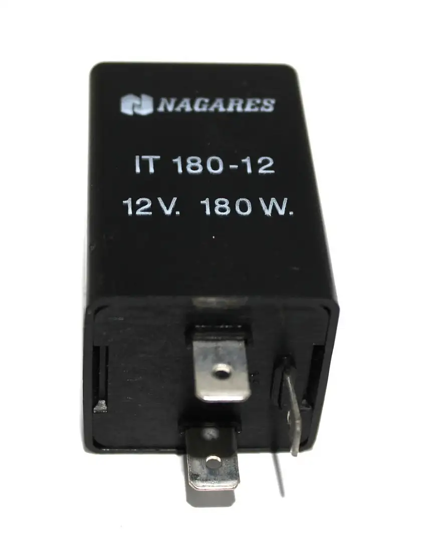 RELAIS DE CLIGNOTANT 3 BROCHES 12V POUR VOITURES FRANçAISES